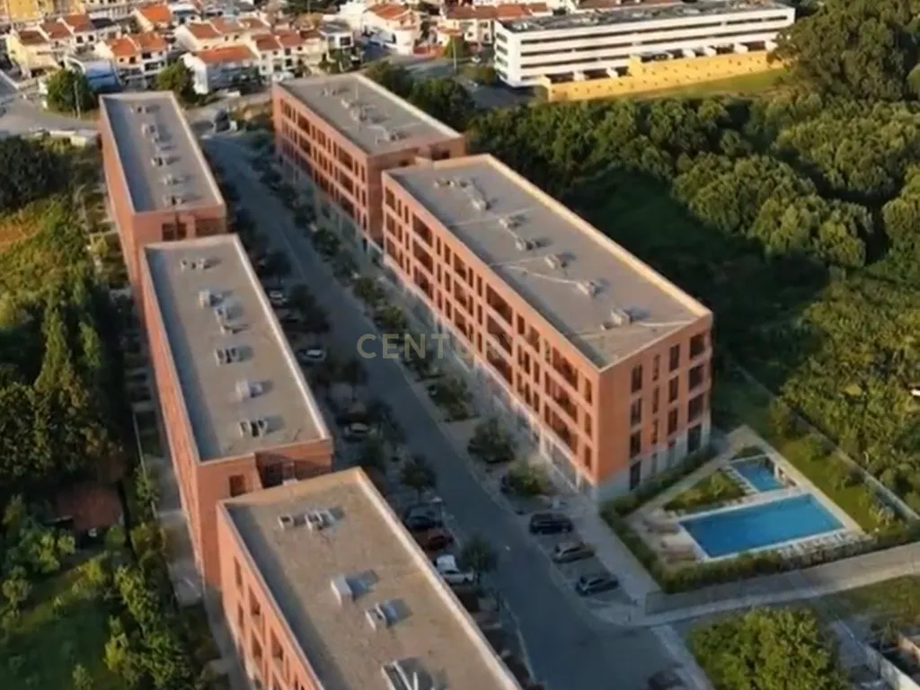Apartamento T1 NOVO com Varanda e Vista Jardim no Condomínio Ouro Valley - Image 15