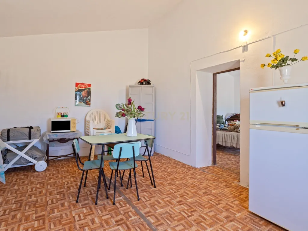 Encantadora Moradia com 7 Divisões em Parragil Loulé com Vista Campestre - Image 29