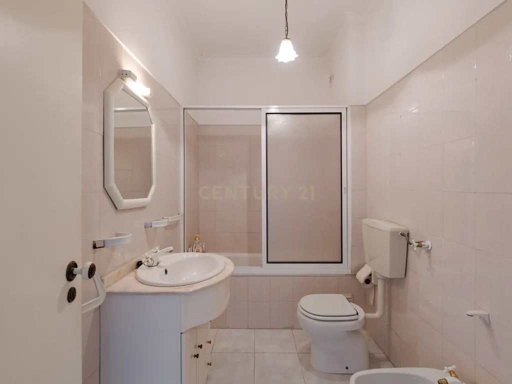 Moradia T4 Geminada à Venda na Marisol — 200 m² | Lote 900 m² | Piscina - Image 23