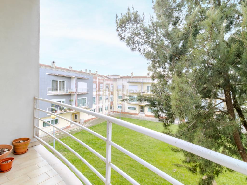 Apartamento T2, Centro da Marinha Grande - Image 14