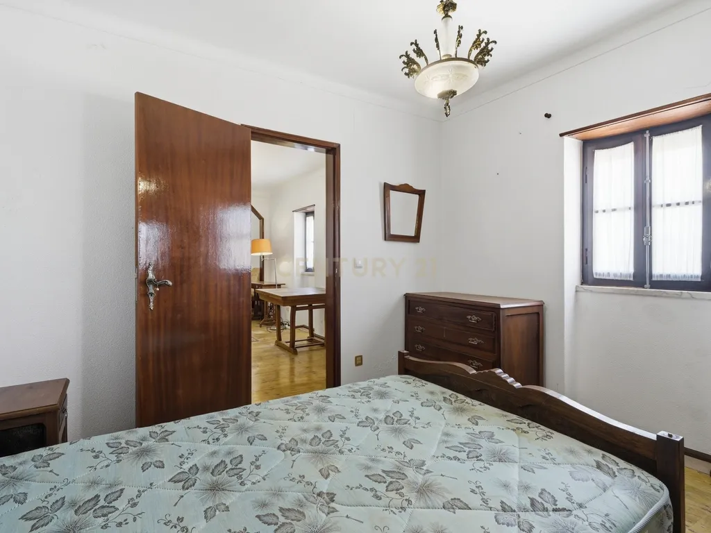 Quinta em Bonabal com Moradia T3 + Armazém + Terreno com mais de 3 400m2 - Image 8