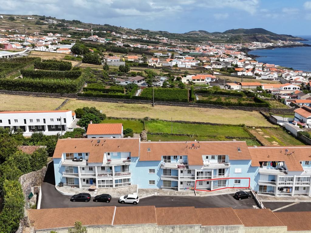 Excelente apartamento T3 em Porto Judeu - Image 3