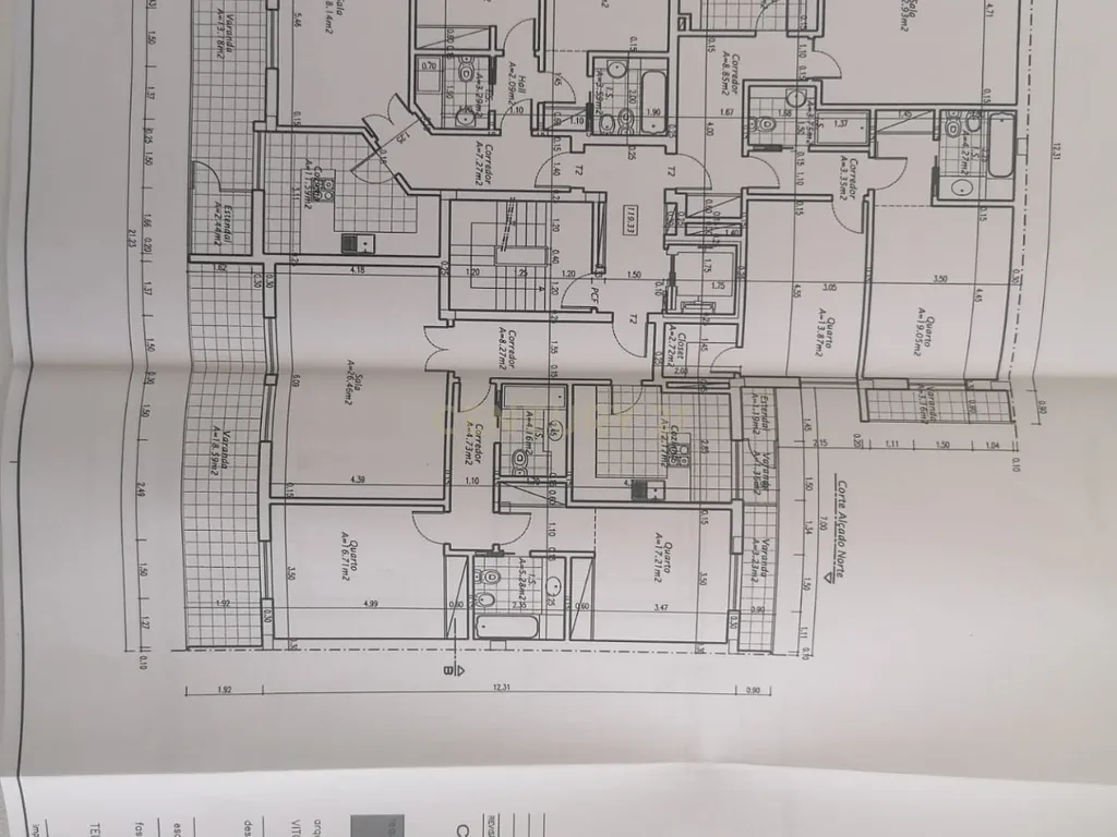 Apartamento T2 num condomínio com Vista Panorâmica em Odivelas, Famões - Image 46