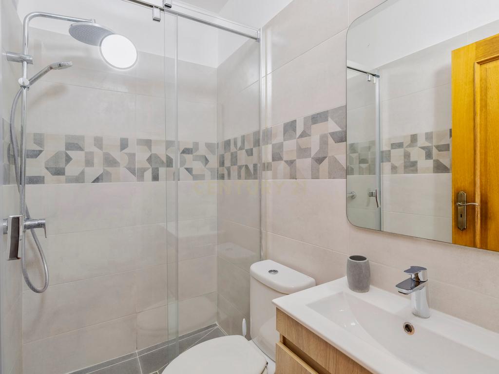 T2 Sesimbra (Castelo) - Image 17