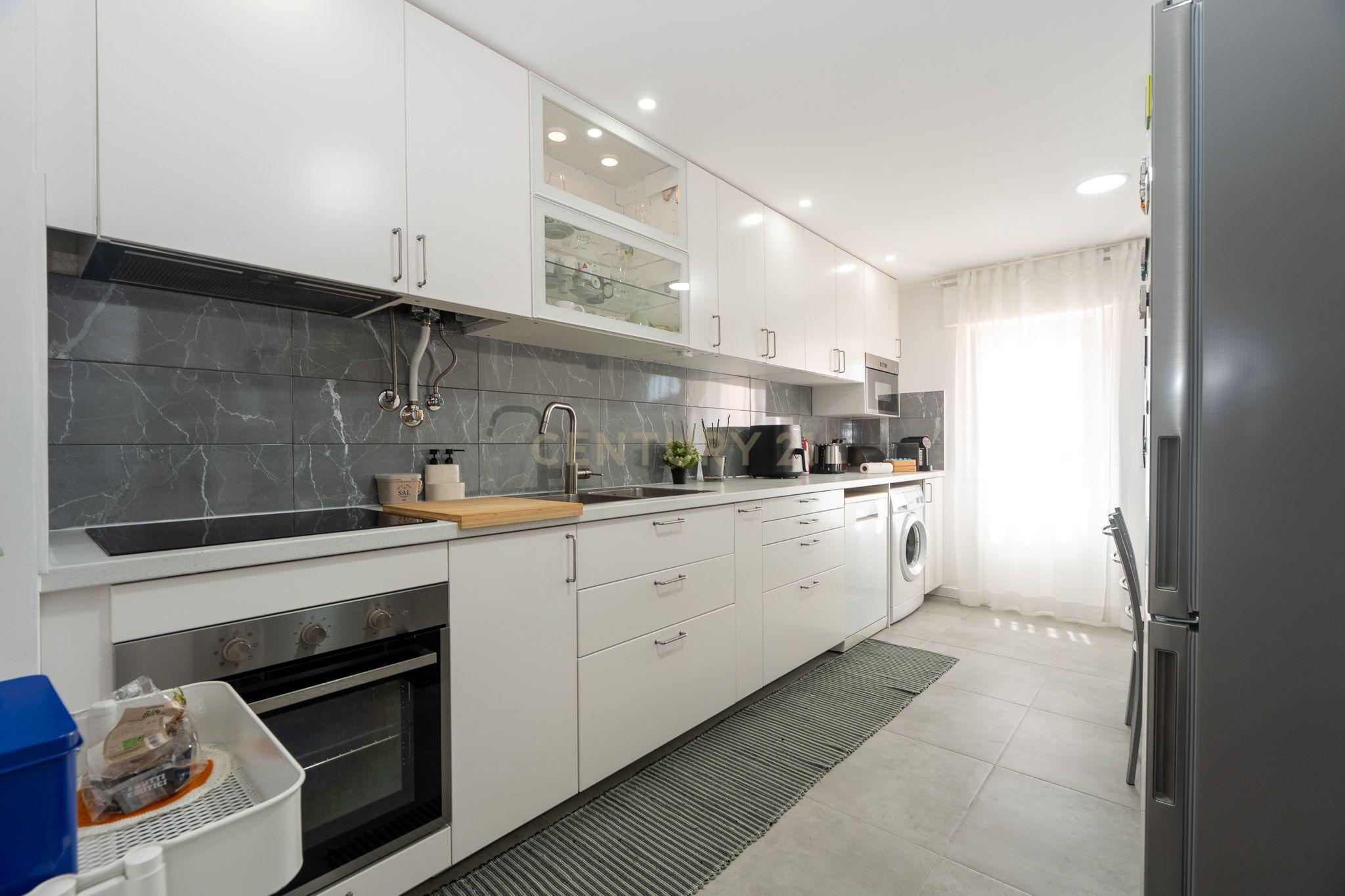 Fotografia 8 de ** ESPECTACULAR APARTAMENTO T2 REMODELADO EM ALHOS VEDROS **