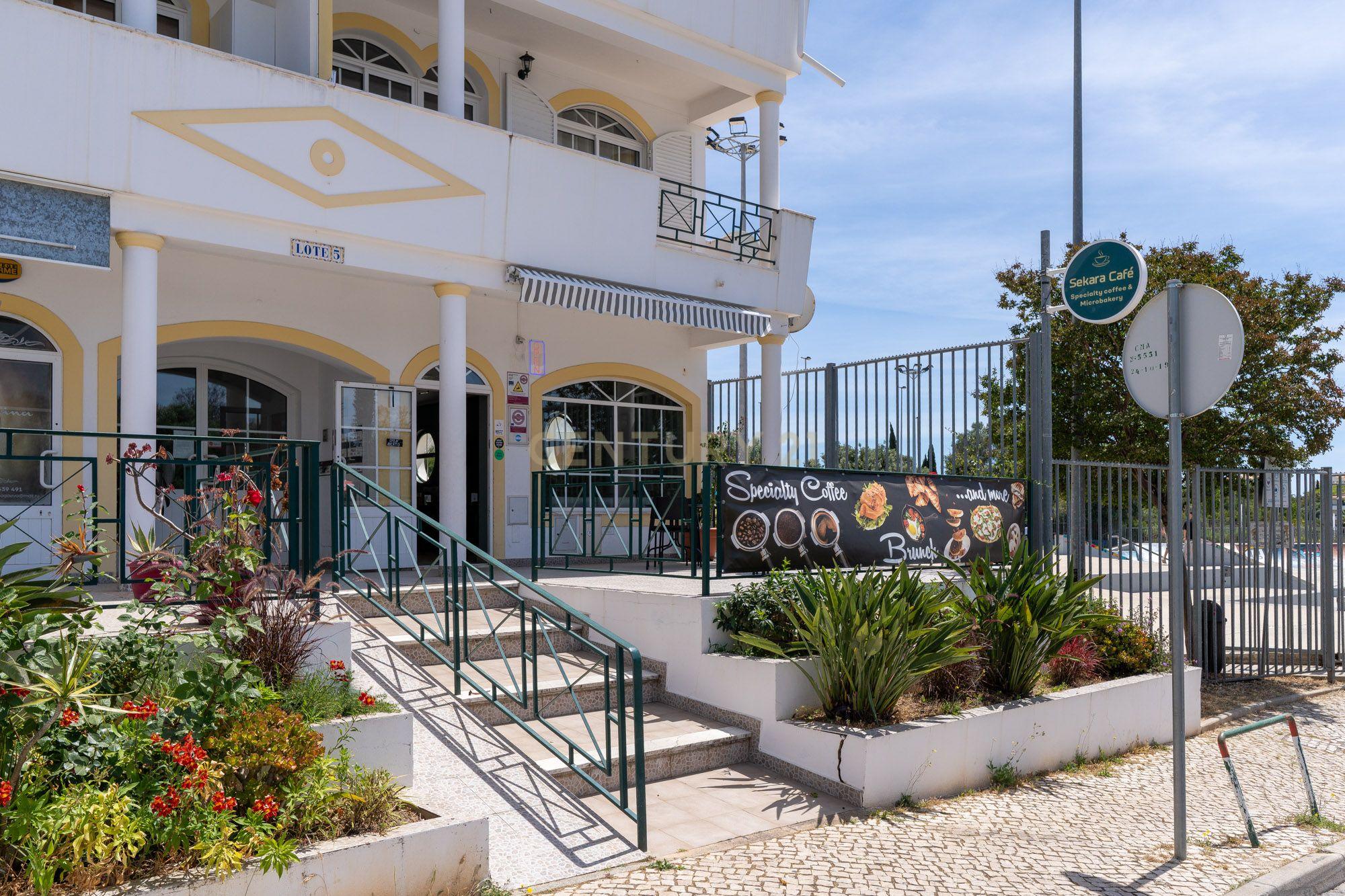 Fotografia 3 de Café-Padaria Artesanal — Imóvel + Negócio Operacional | Chave na Mão | Albufeira