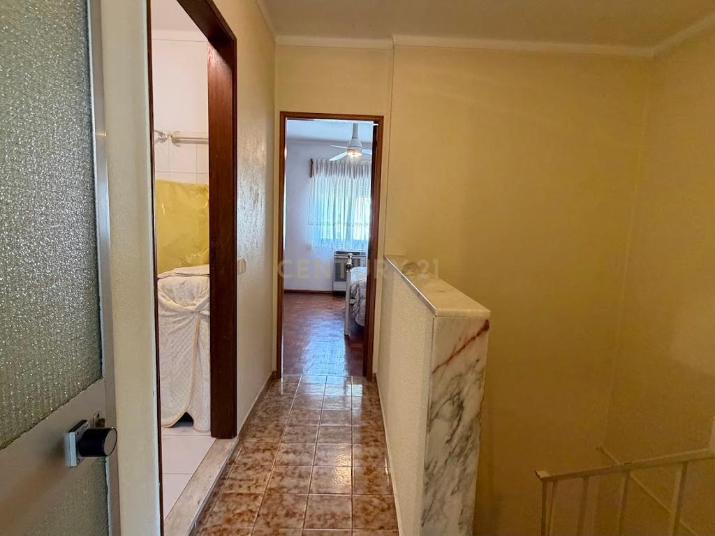 Moradia T2 + 1 no Centro de Portimão | Garagem 55 m² | Potencial + Proximidade às Praias - Image 34