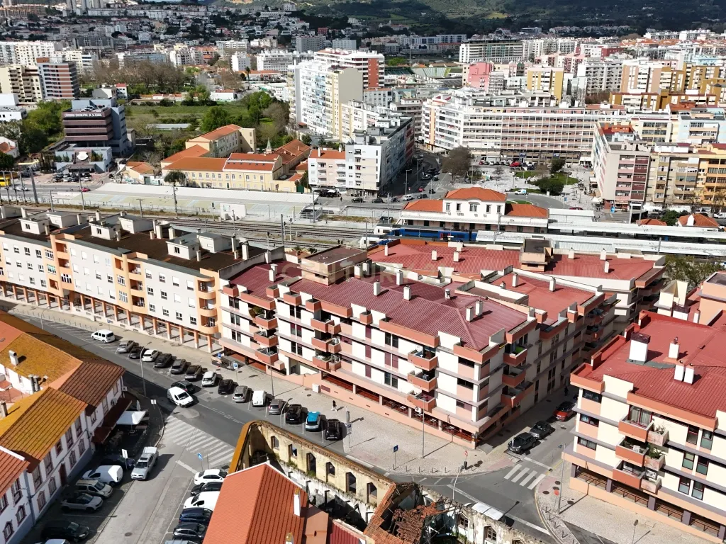 Apartamento T3 com 155 m², estacionamento e arrecadação em São Sebastião, Setúbal - Image 22
