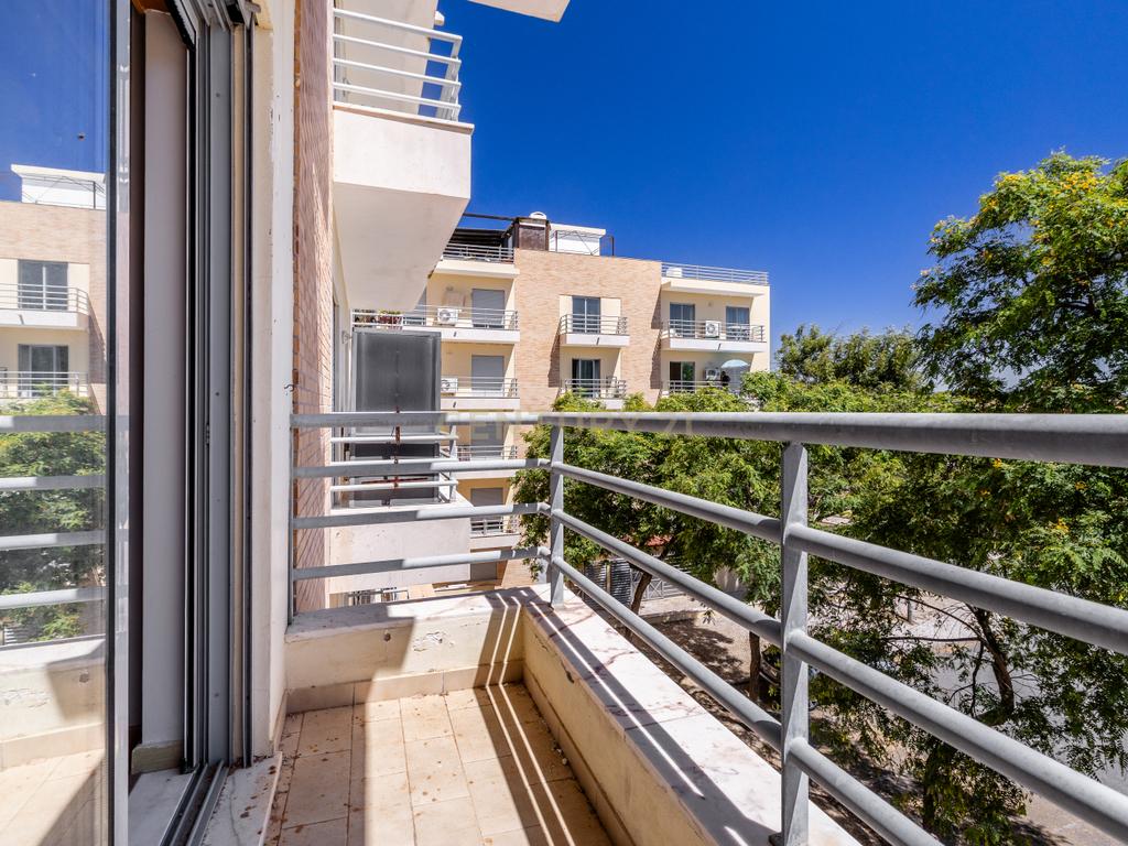 Apartamento T3 com Garagem na Quinta João de Ourém — Olhão - Image 24