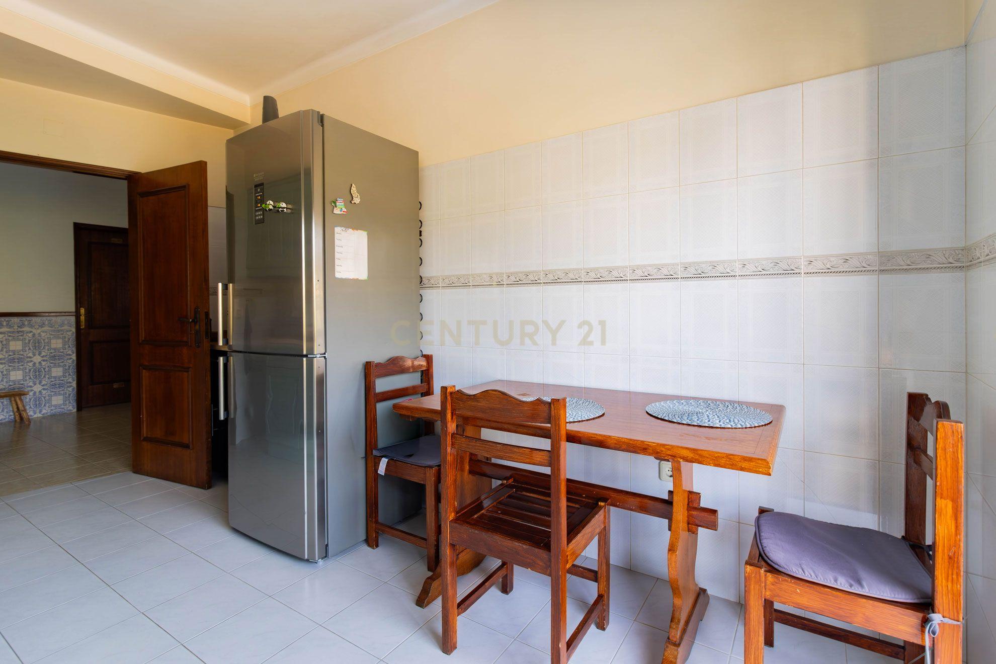 Fotografia 6 de Apartamento T3 com Sótão Transformado em T1 | Vista Castelo de Leiria