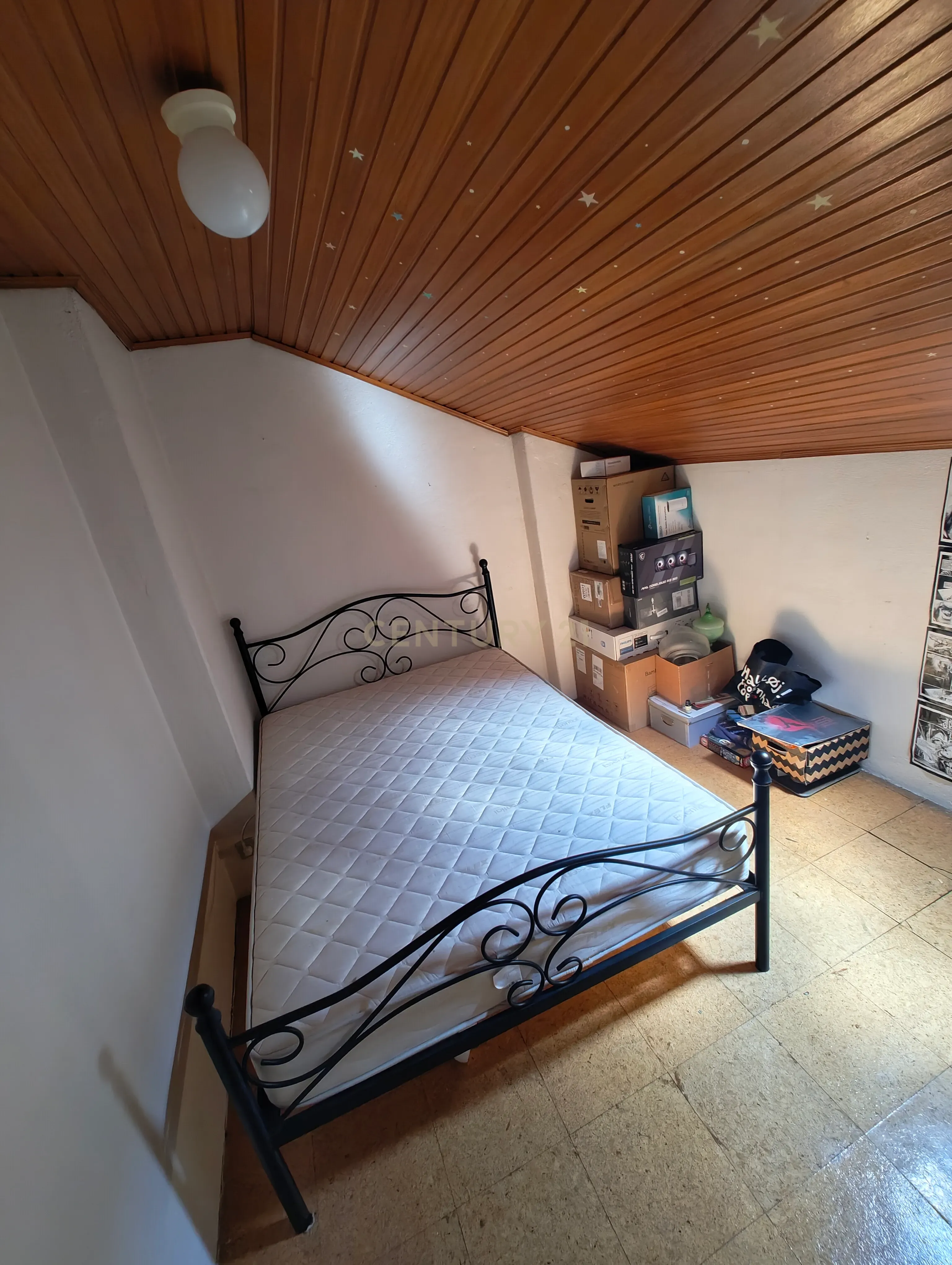 Apartamento duplex T3 + 2 em Queluz - Image 22