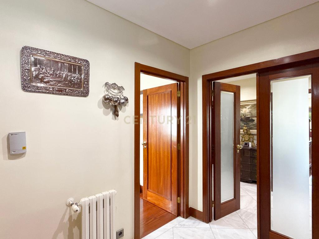 APARTAMENTO T5 DÚPLEX | VISTA RIO | LORDELO DO OURO – FOZ, PORTO - Image 23