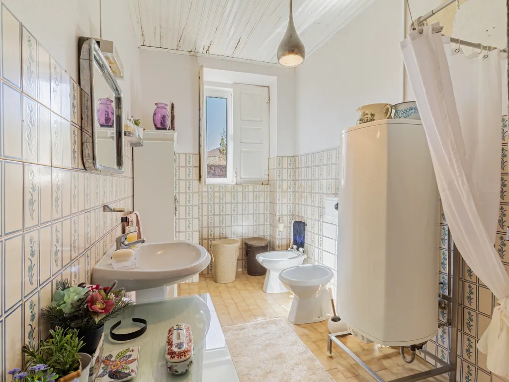 Espetacular Moradia em Rebordãos, Bragança - 8 Quartos - Image 18