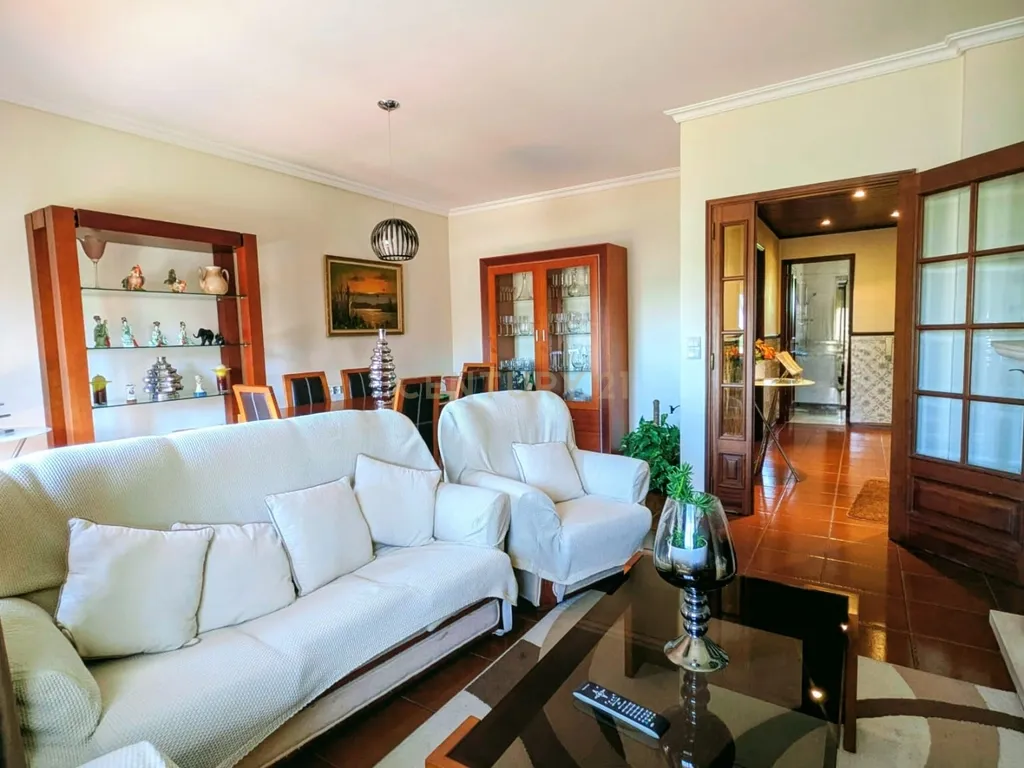 Apartamento T3 em Oiã - Image 1