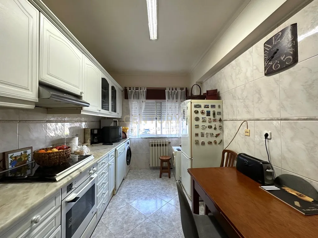 Apartamento T3 no Seixal - Image 3