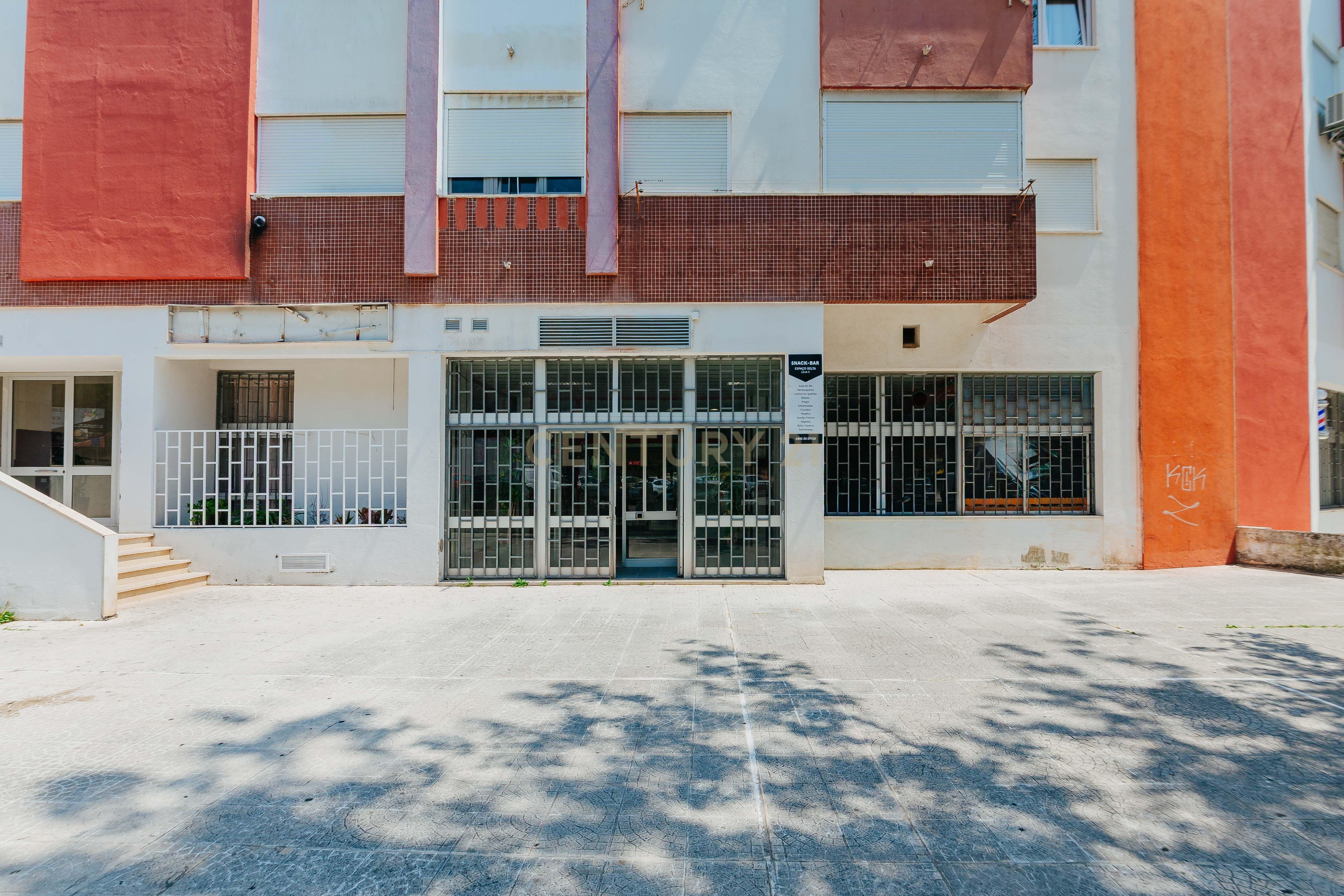 Fotografia 9 de LOJA PARA VENDA | INVESTIMENTO COM RENTABILIDADE | PÓVOA DE SANTA IRIA