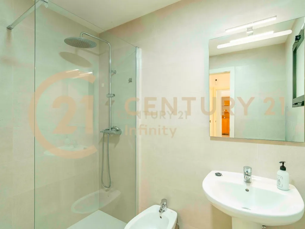 Apartamento Moderno com Vista Mar em Málaga - 230.000€ - Image 18