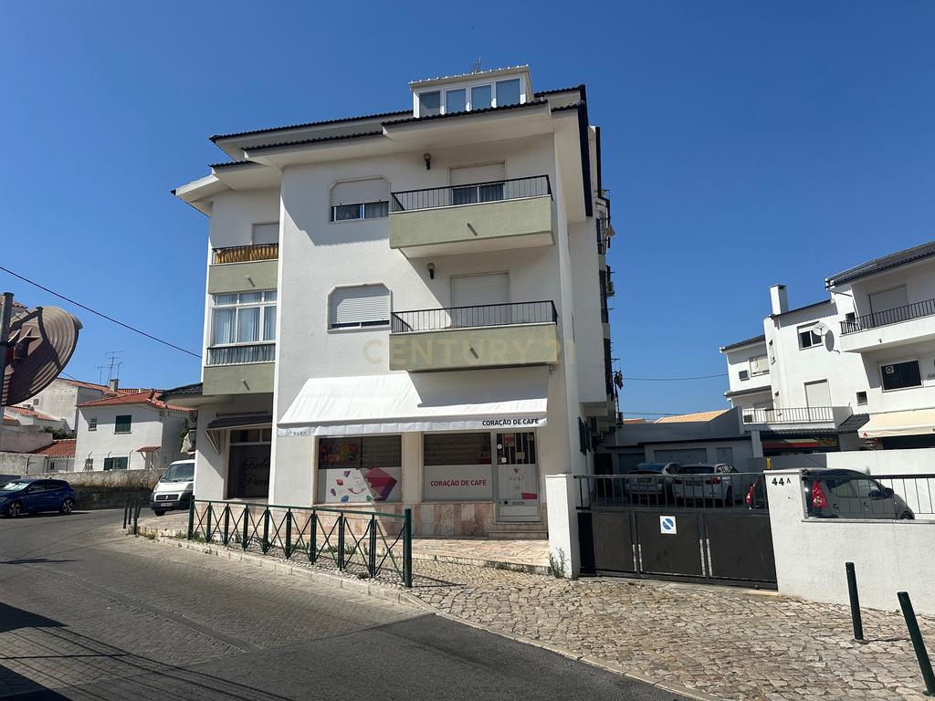 APARTAMENTO T2 | LOCALIZAÇÃO CENTRAL EM TIRES | EM EXCELENTE ESTADO DE CONSERVAÇÃO  - Image 21