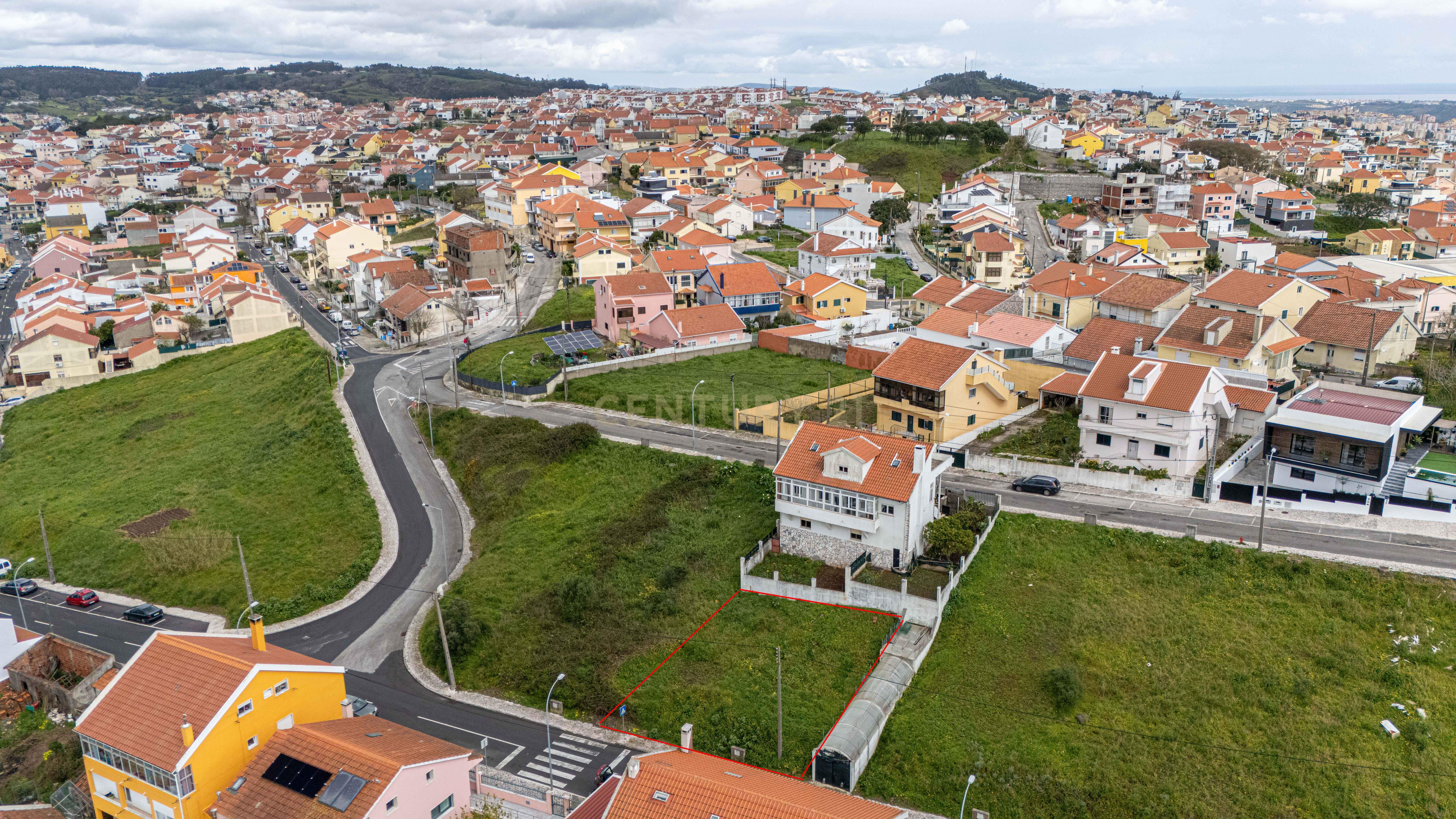 Terreno Urbano para construção de moradia unifamiliar (Casal de Cambra) - Image 5