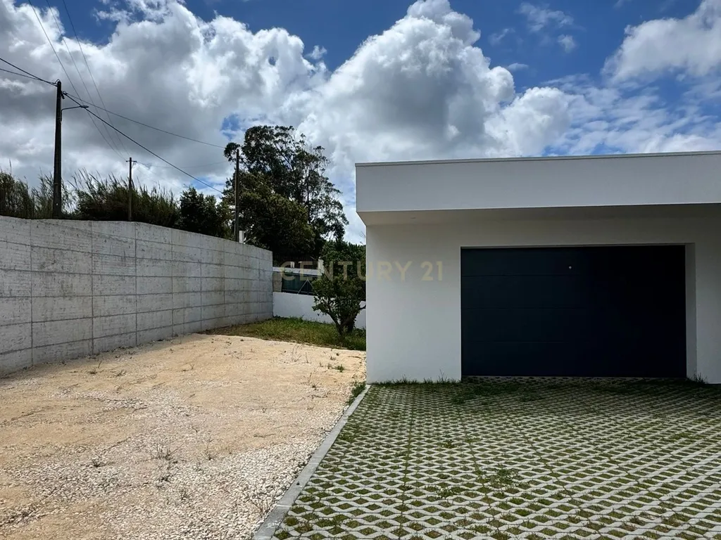 Onde a Arquitetura Moderna Abraça a Natureza do Oeste - Image 38