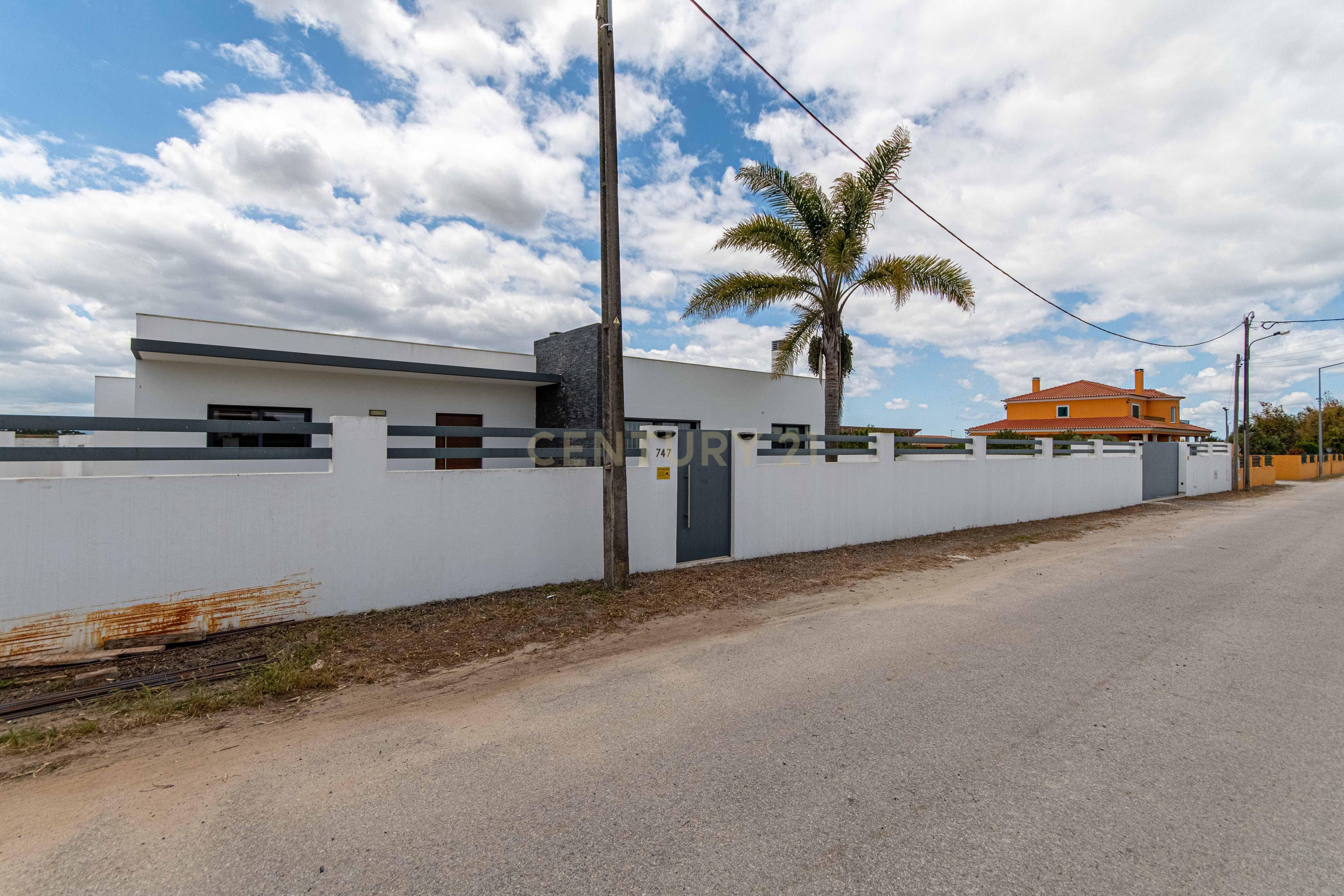 Moradia Térrea T4 no Montijo — Isolada, Moderna e com Piscina - Image 39