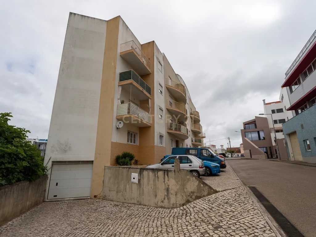 * ESPECTACULAR APARTAMENTO NO CENTRO DE MAFRA, COM VARANDA E PARQUEAMENTO * - Image 44