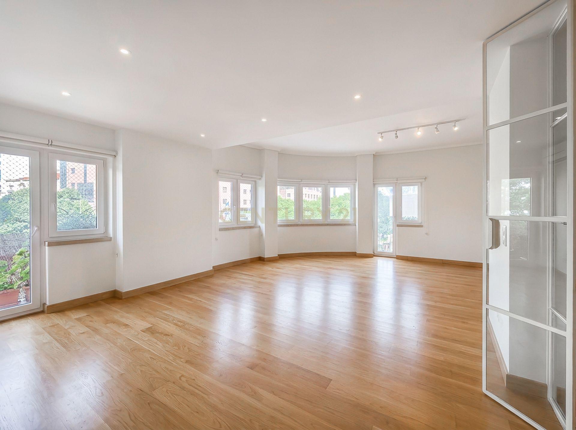 Fotografia 3 de Apartamento de luxo nas Avenidas Novas, Lisboa. Em Venda!