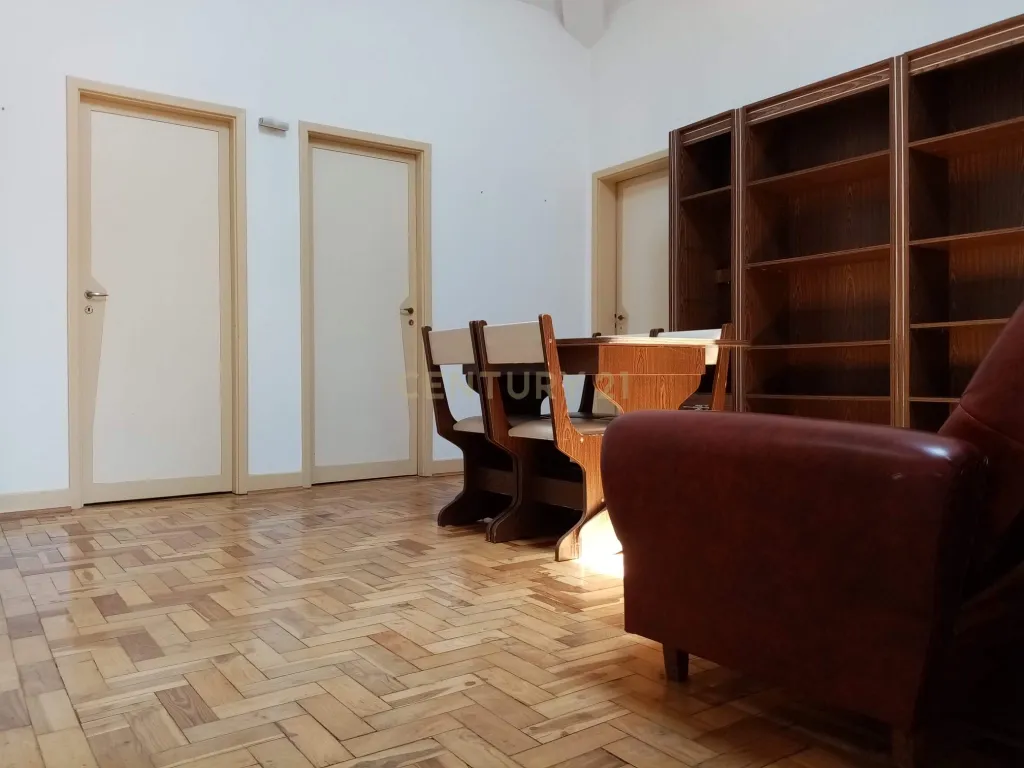 Apartamento T3+1 com logradouro e estacionamento privativos e sótão independente rentabilizado – Bairro Norton de Matos - Coimbra - Image 30
