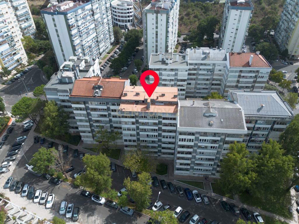 Apartamento T3 em Carnaxide, Lisboa - Image 57