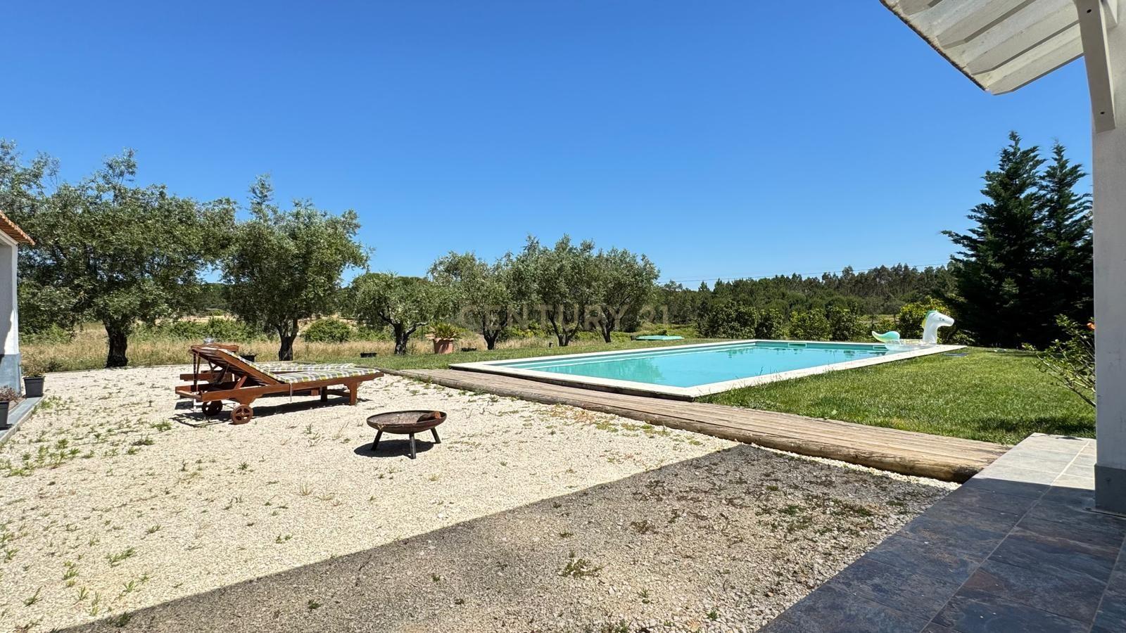 Fotografia 2 de Quinta da Francesa | Quinta com 42.400 m², 2 habitações, piscina, adega e total privacidade em Branca, Coruche