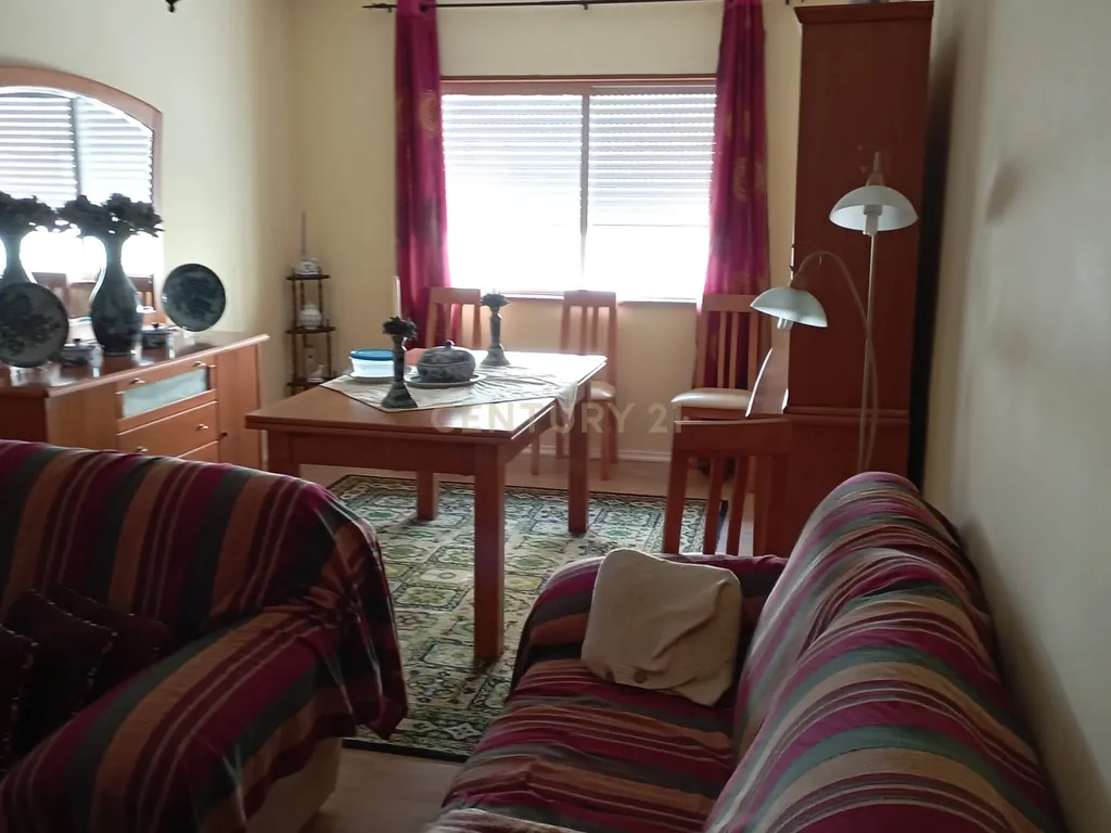 Apartamento T3 à Venda na Zona da Abelheira - Viana do Castelo - Image 1