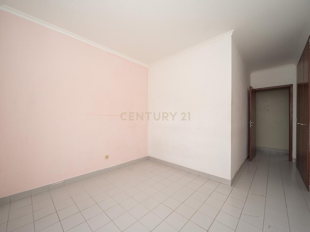 Apartamento T1 em Talaíde, Porto Salvo, Oeiras  - Image 14