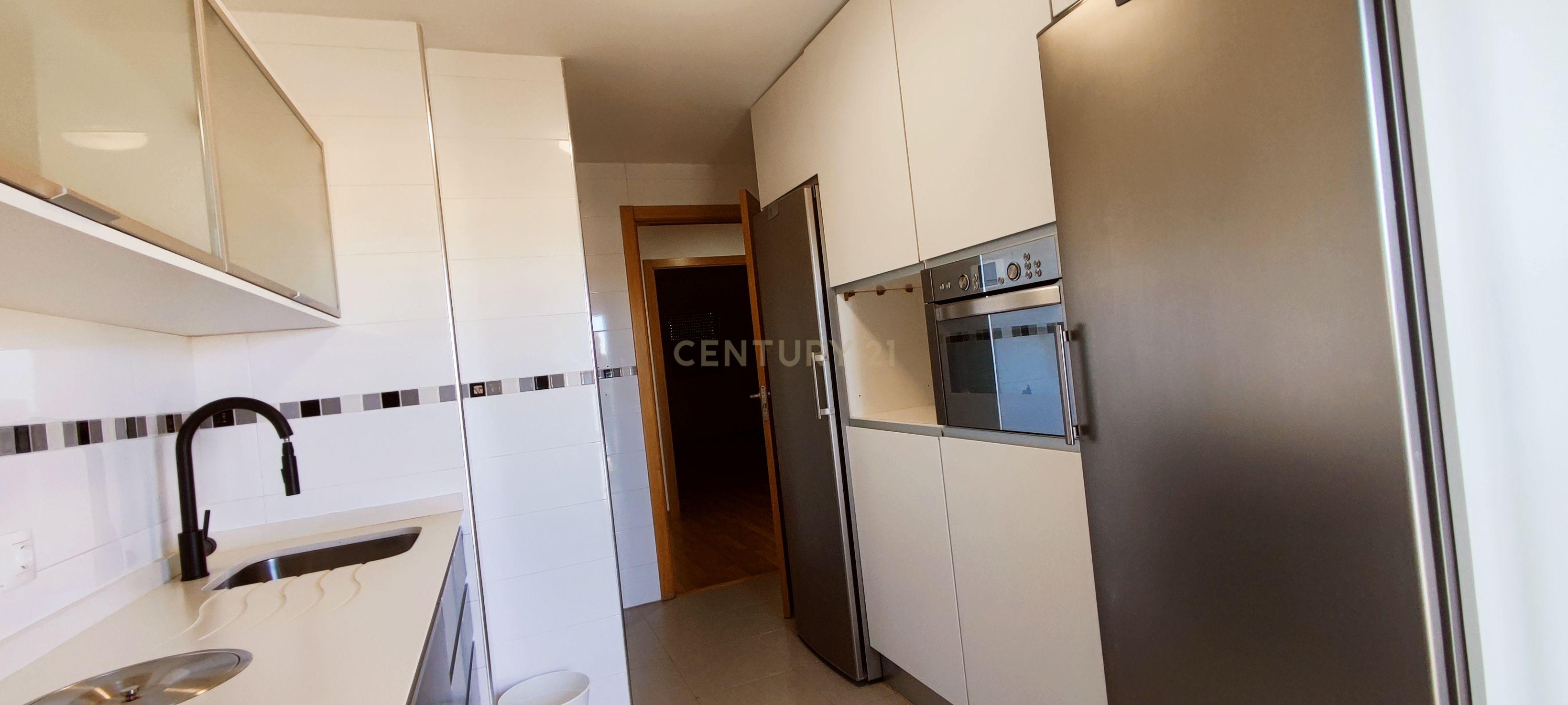  - Image 11