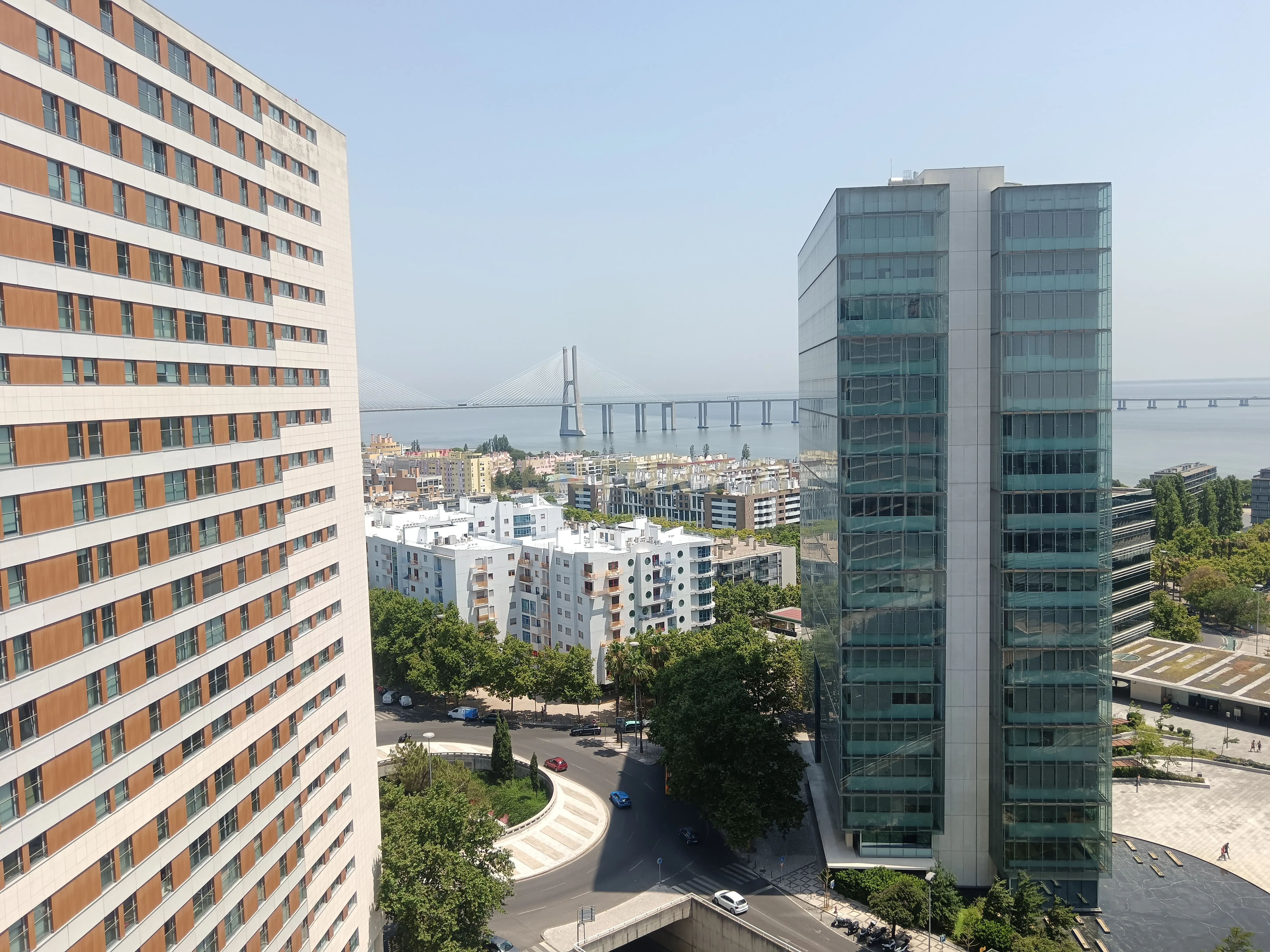 Fotografia 7 de Escritório com WC e Vista Rio no 14º Piso – Parque das Nações (Com Estacionamento privativo)