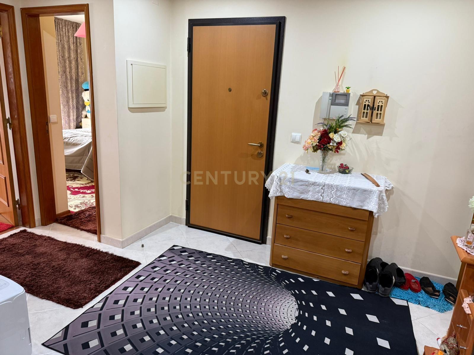 Apartamento T3 em Samora Correia com Varanda - Image 2