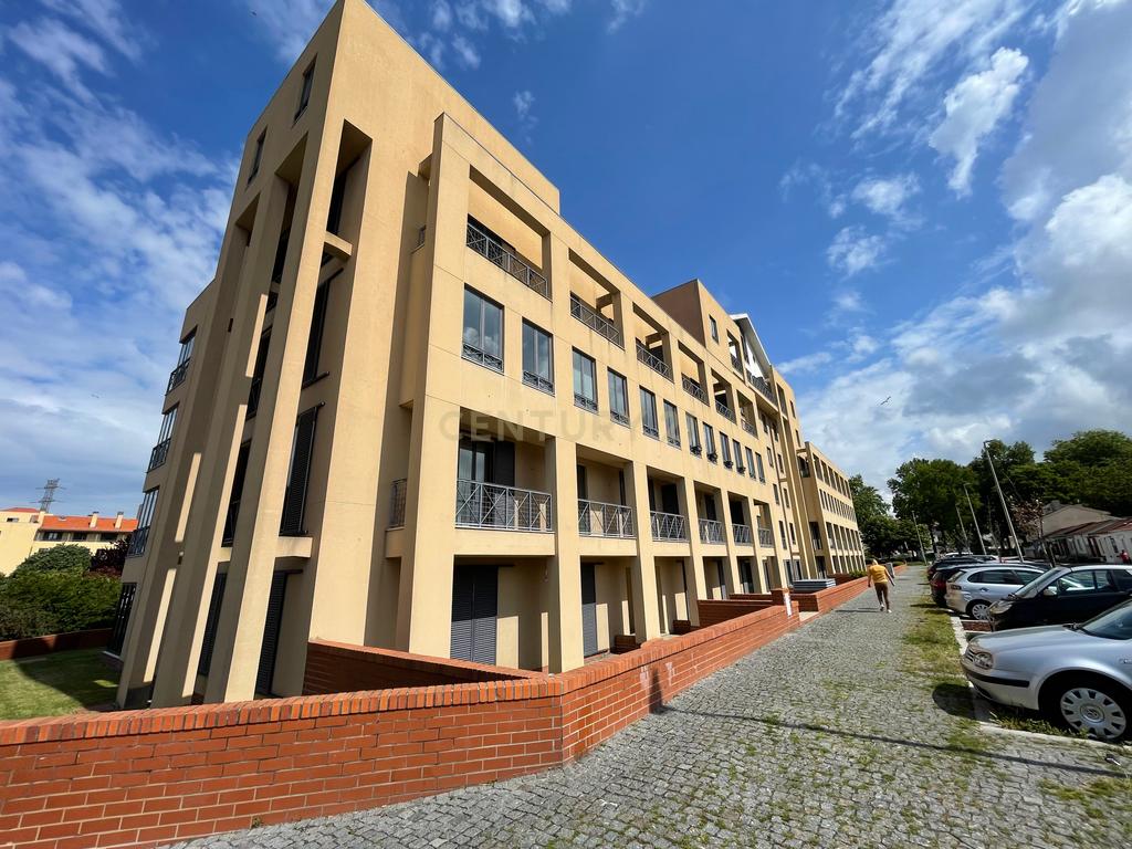 Apartamento T3 - Amial - Porto - Image 1