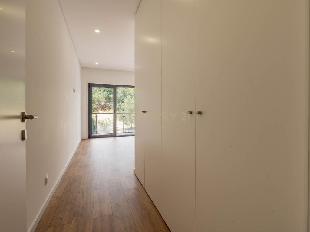 T3 com vista rio, box para 4 carros | Póvoa de Santa Iria - Image 20