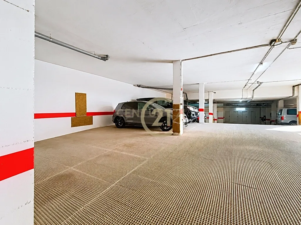 Cobertura de 5 Quartos com Terraço e Churrasqueira: Ideal para Família Numerosa ou Segregação em 2 Habitações! - Image 43