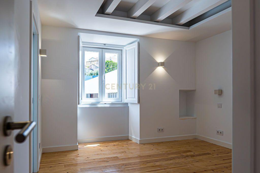 Fotografia 12 de Apartamento T3 Duplex | Edifício Totalmente Reabilitado | Centro Amadora