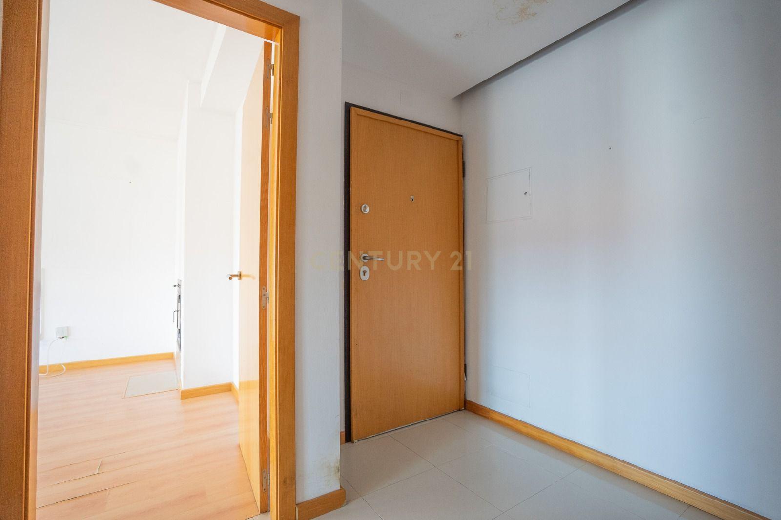 Apartamento T2 - Lousã - Image 9