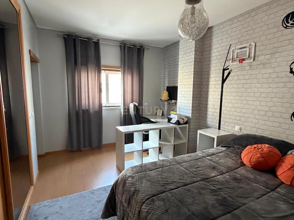 Apartamento T3 na Charneca, Pombal – Totalmente Mobilado e Pronto a Habitar - Image 10