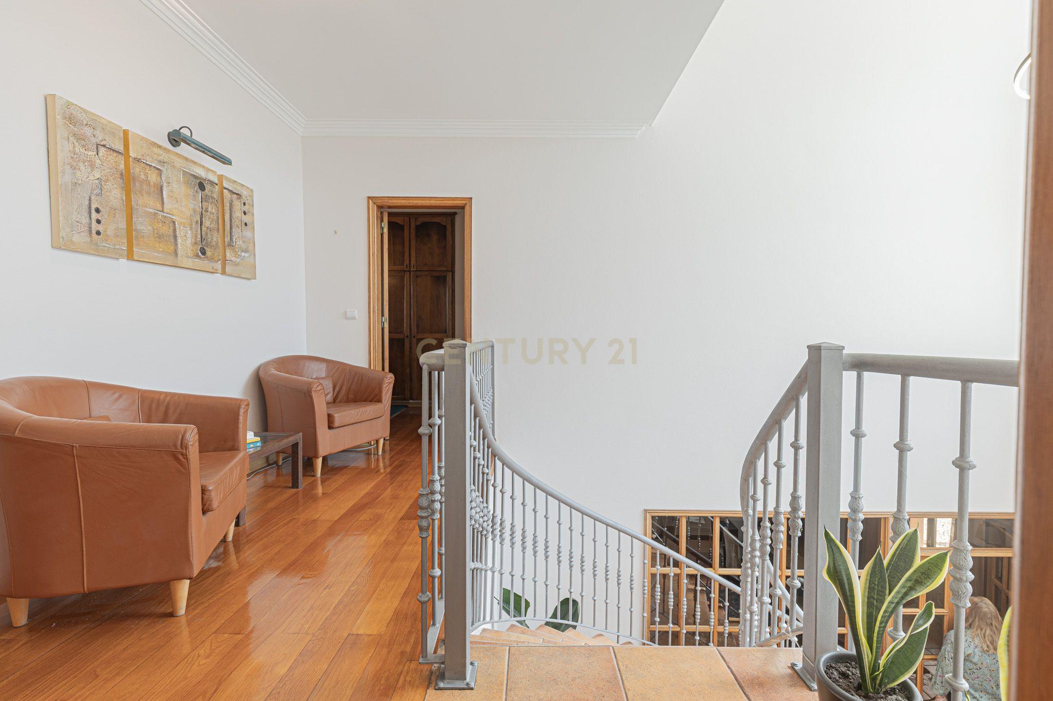 Moradia T5 - Almada - Piscina - Garagem -  364 m² - Terreno 1.024 m² - Image 34