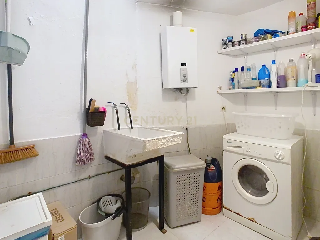 Apartamento Moderno em Álora, Málaga com Garagem e Varanda - Image 24