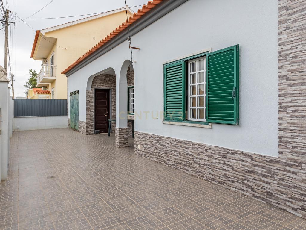 Moradia Isolada T3 Quinta do Conde - Image 29