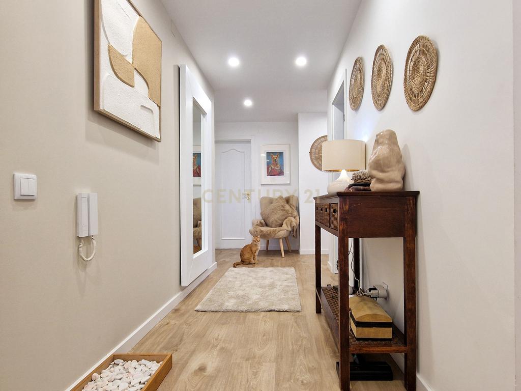 Excelente apartamento de 4 assoalhadas RENOVADO recentemente, com amplitude de todas as suas divisões - 113m2. - Image 28
