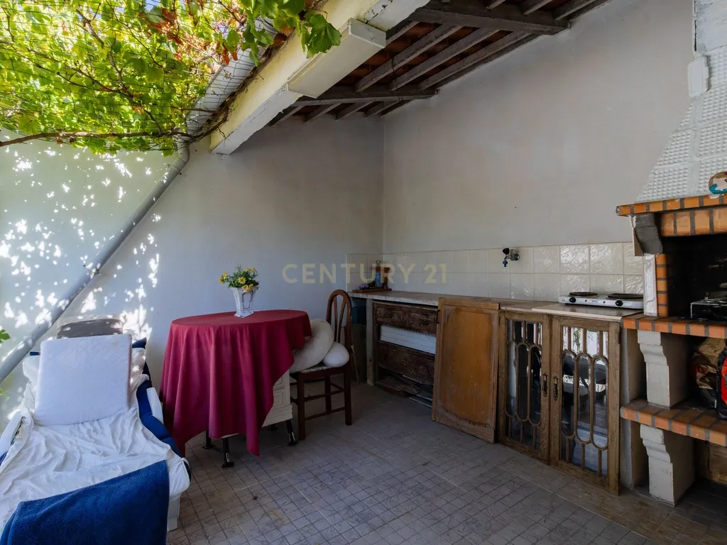 Moradia T3 com Quintal e Churrasqueira em Pombalinho, Santarém - Image 35