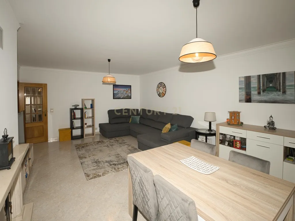 Apartamento T3 com garagem em box e Wallbox | São Domingos de Rana, Cascais - Image 7