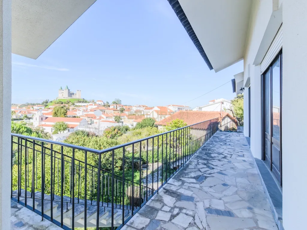 Moradia T4 em Porto de Mós, Leiria - Image 5