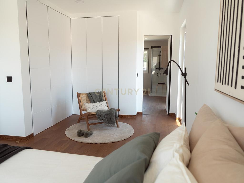 🏡 Casa nova em Cunit – Design, eficiência e conforto junto ao mar Estreie o seu lar ideal na rua Havana em Cunit! - Image 22