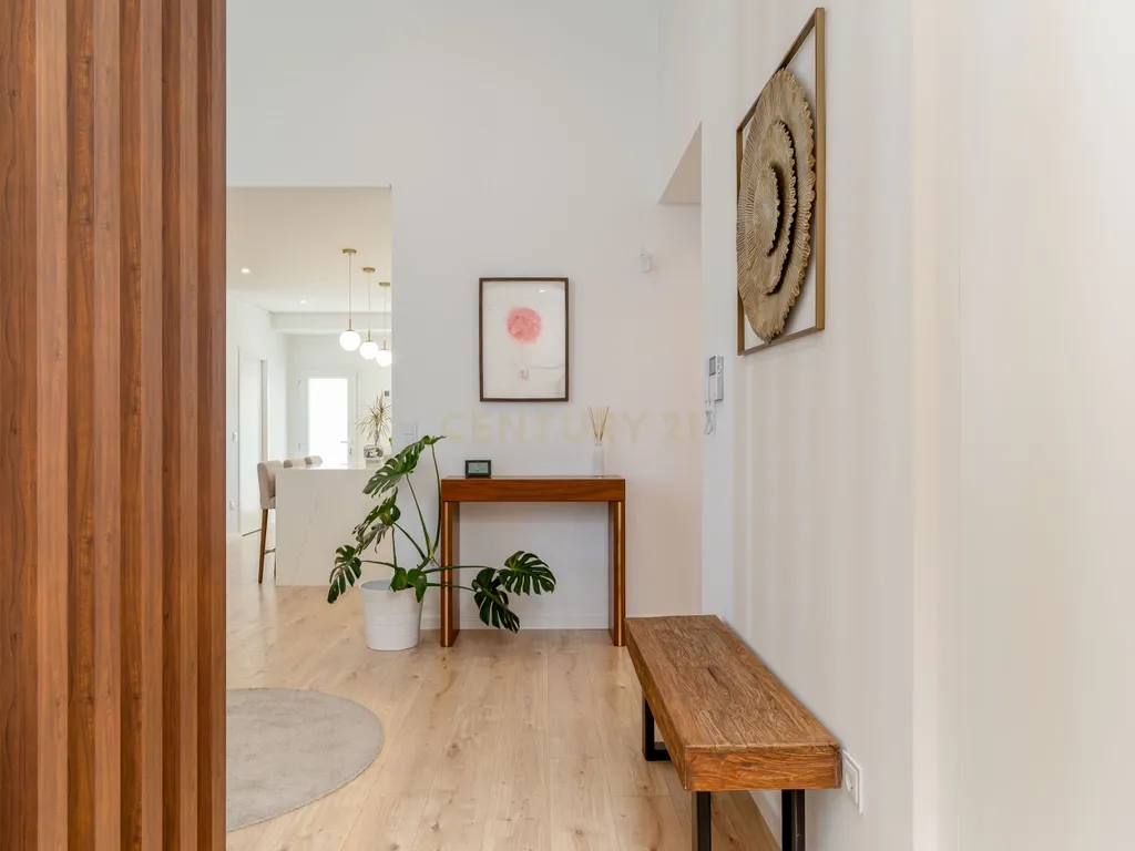 Moradia T4 Térrea de excelência com piscina e casa independente de 50m2 | Quinta da Marquesa - Image 14